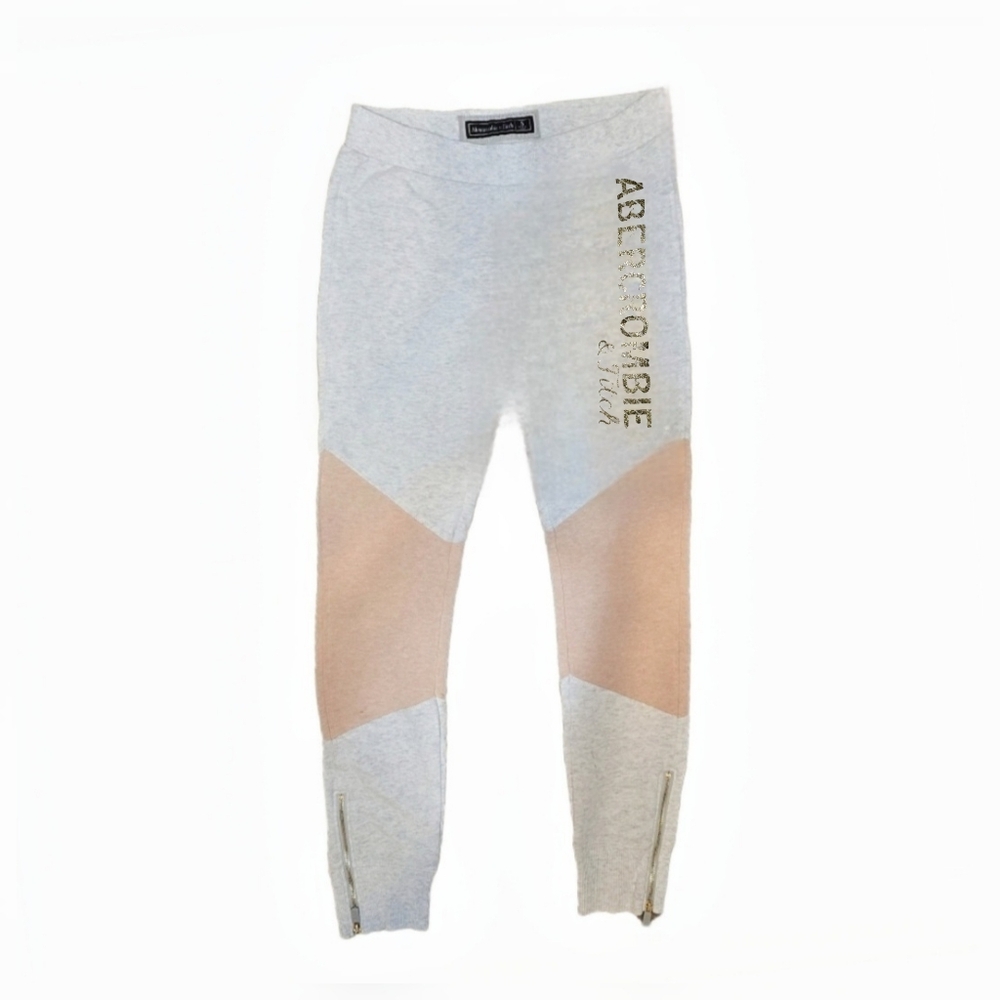 🆕Fleece Leggings by Abercrombie & Fitch - Small -NWT